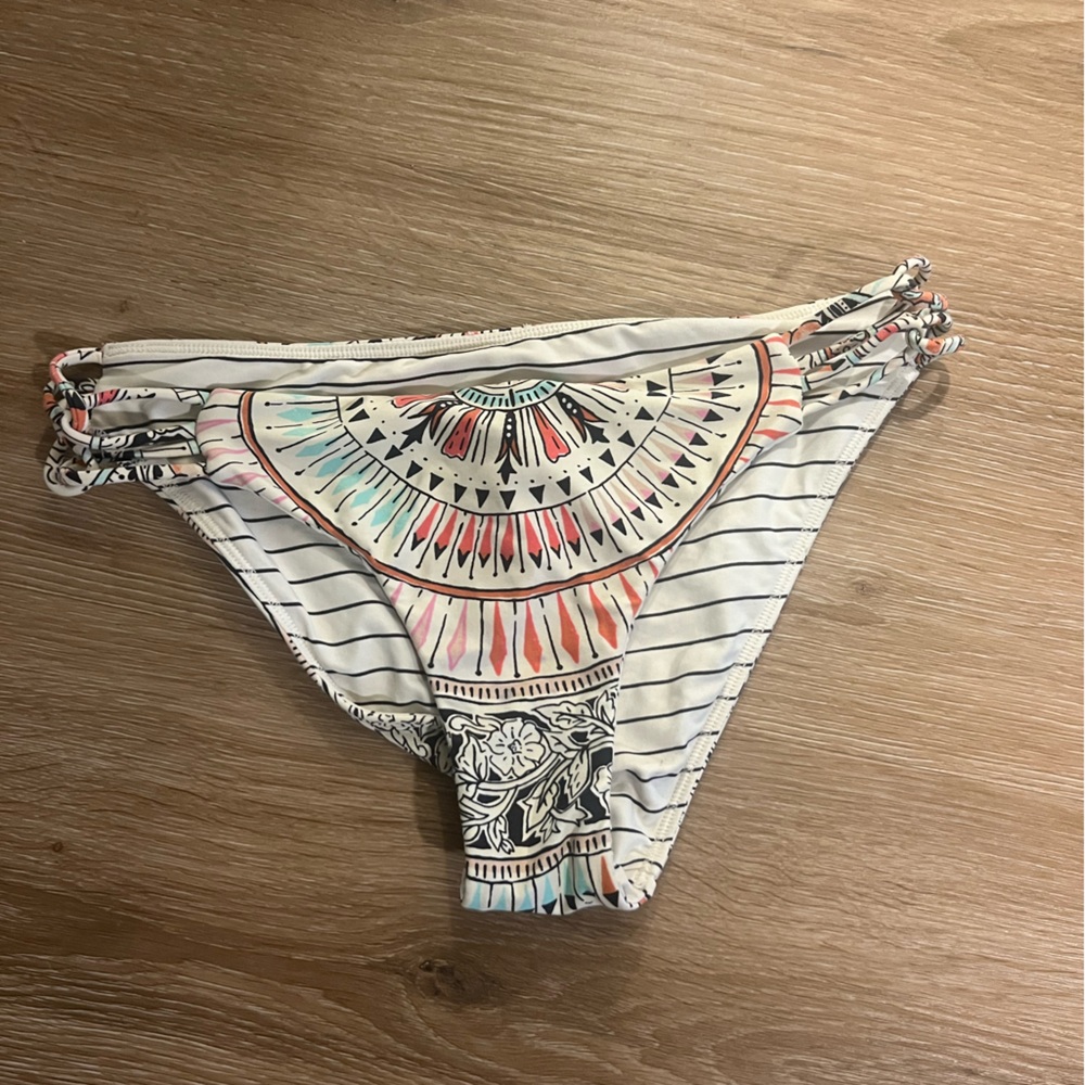 Billabong bottoms reversible